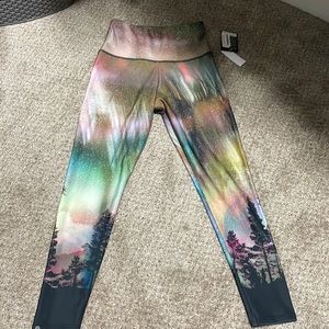 Onzie Flow Graphic High Rise leggings